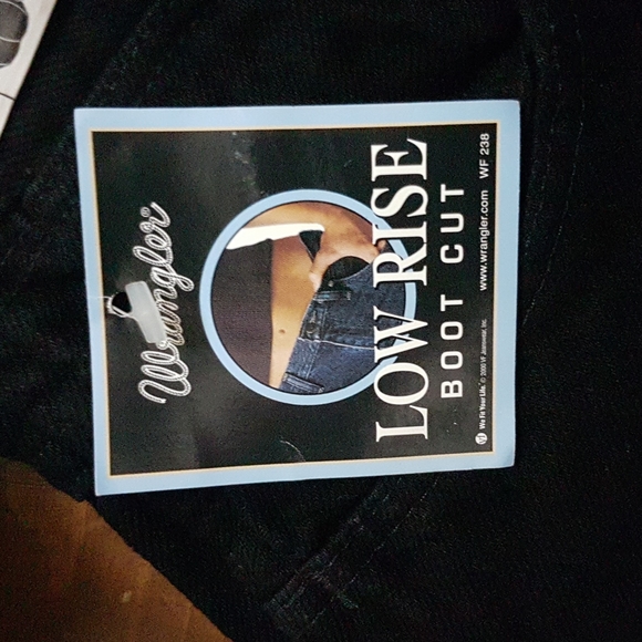 Vintage,  black,cowboy cut, low rise, Wrangler Jean's. - Picture 4 of 6